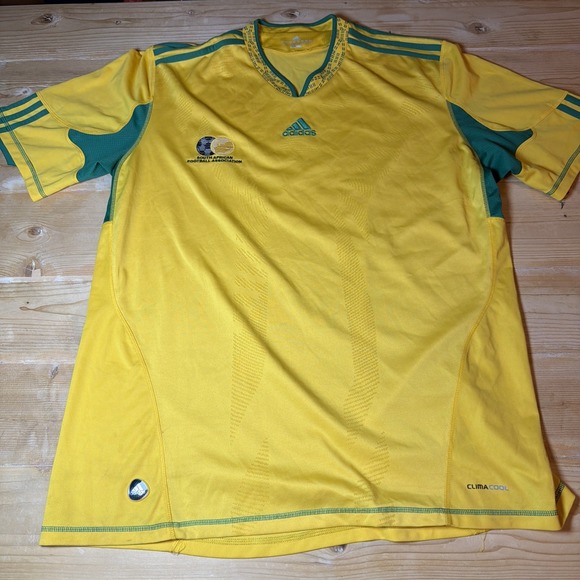 Vintage Adidas South African National Soccer Team Jersey Size XL.